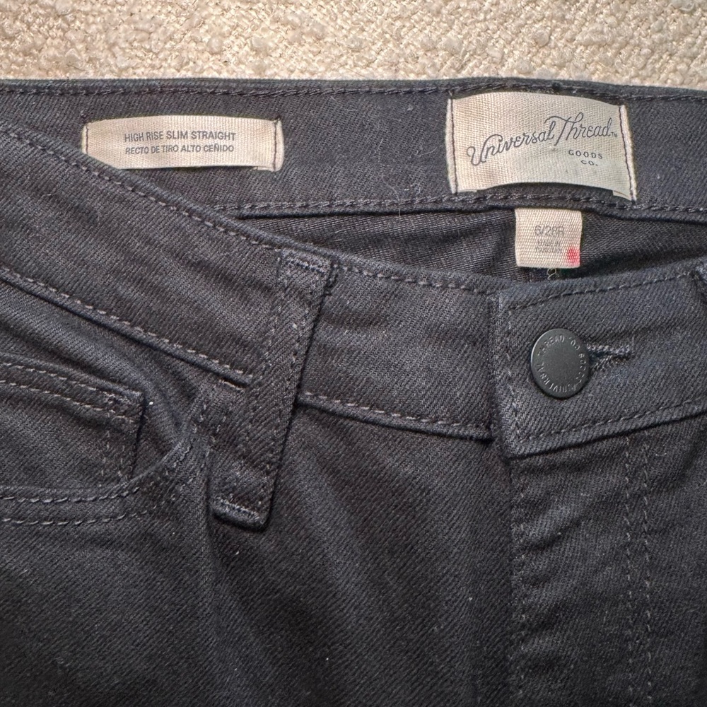 Universal Thread Women's Black Jeans - Picture 3 of 5